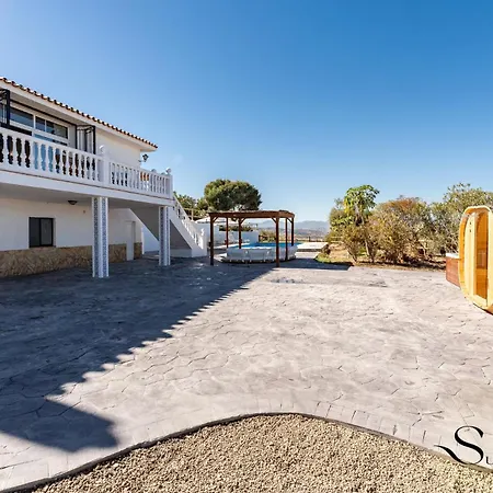 Heated Pool & In The Mountains Villa *
